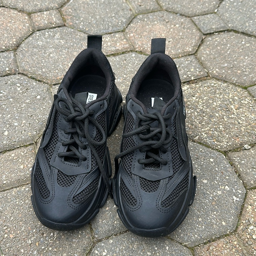 Steve Madden platform sneakers